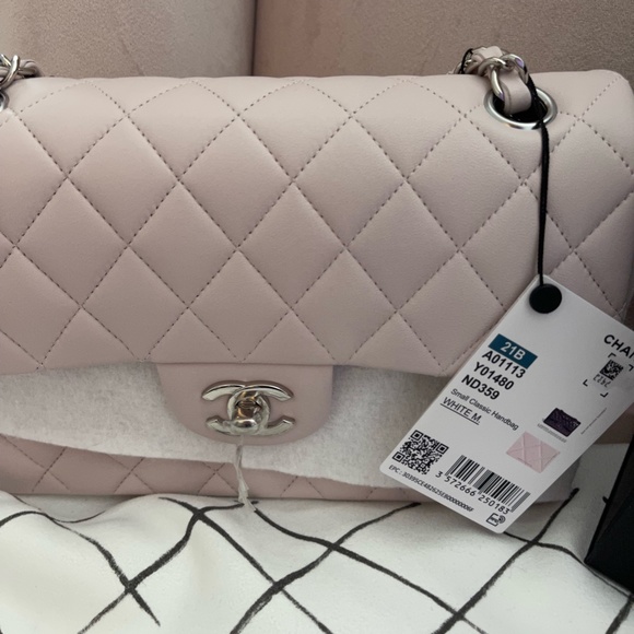 Chanel Small Classic Double Flap 21B New With Tag - Picture 7 of 8